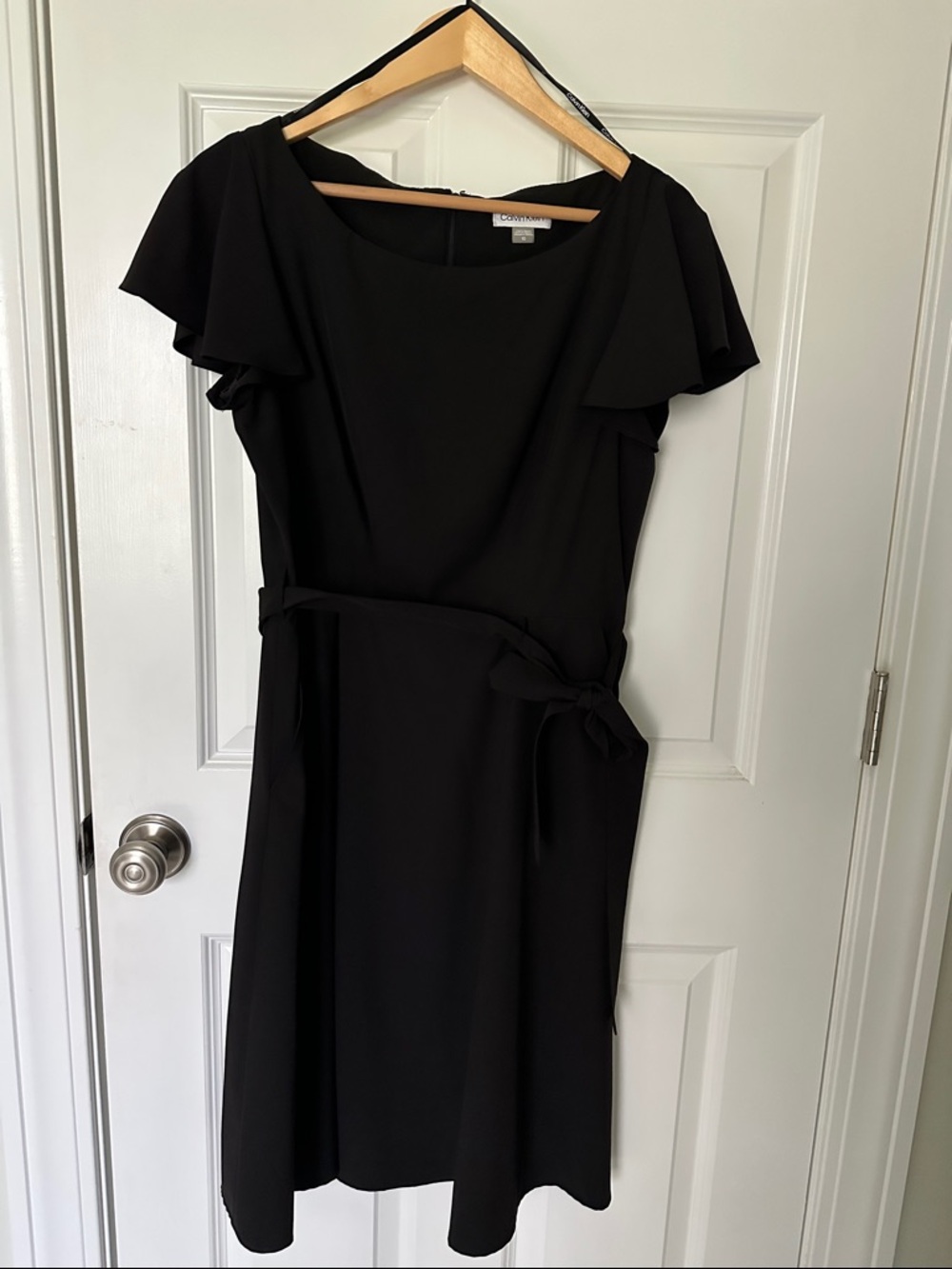 Calvin Klein Black Flutter-Sleeve Tie-Waist Midi Dress with Pockets Size 10